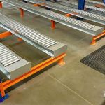 pallet flow with narrow wide roller and pallet ramp stop